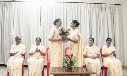 gallery collections rounded rounded-3