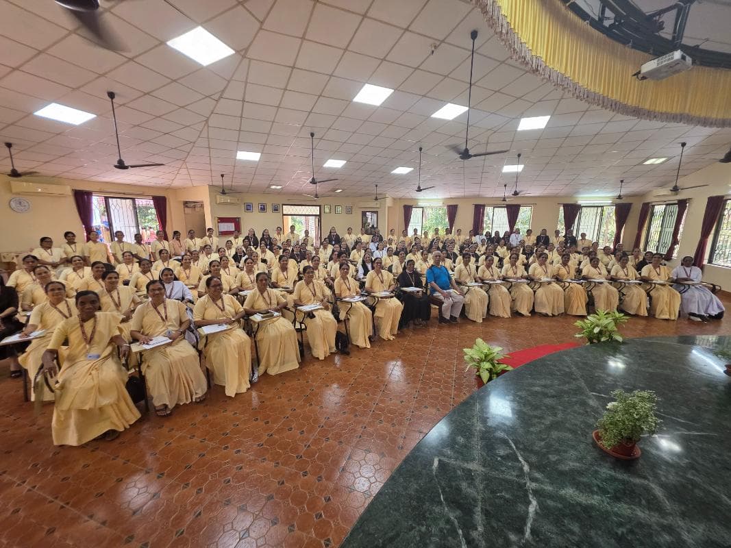 ANIMATION AND ADMINISTRATION OF RELIGIOUS COMMUNITIES IN CONFIRMATION WITH CHRIST