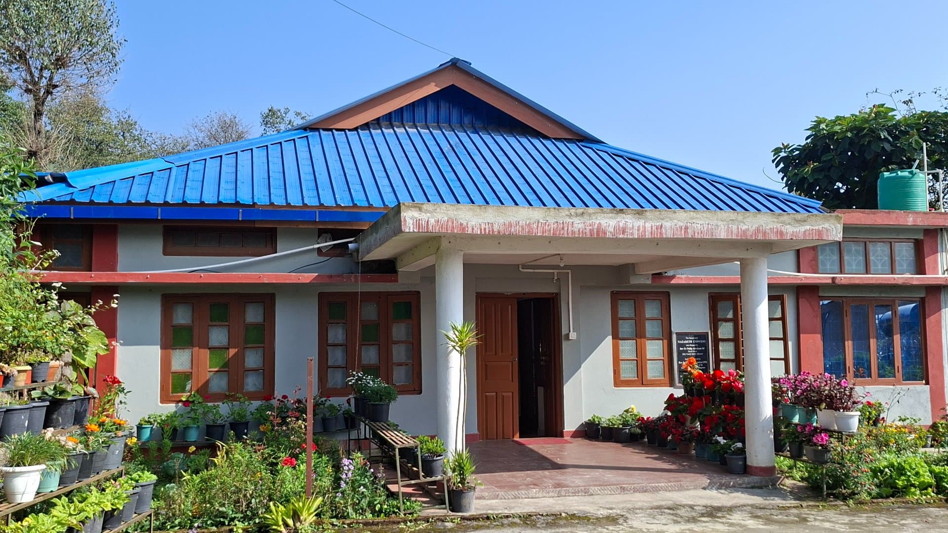 NAZARETH CONVENT, PFUTSERO